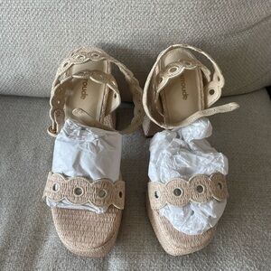 LARROUDÉ
Dolly Broderie Sandal In Natural Raffia